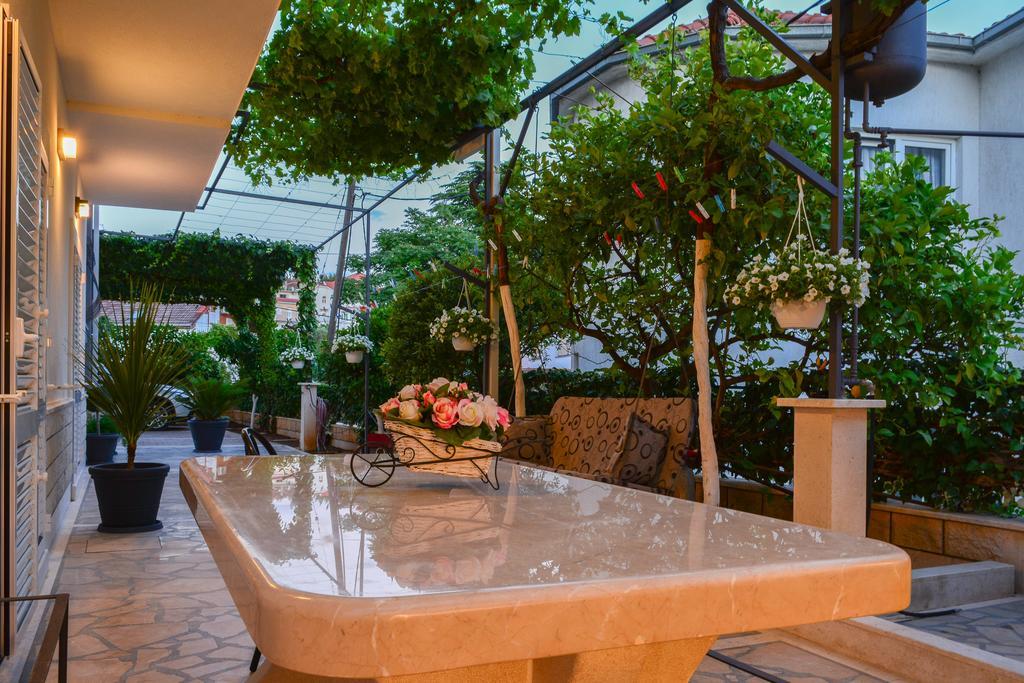 Luxury Apartments Villa Tea Trogir Exterior foto